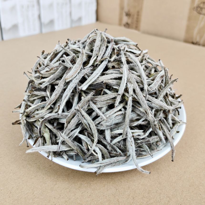 春品白毫银针礼盒 250g 双罐装