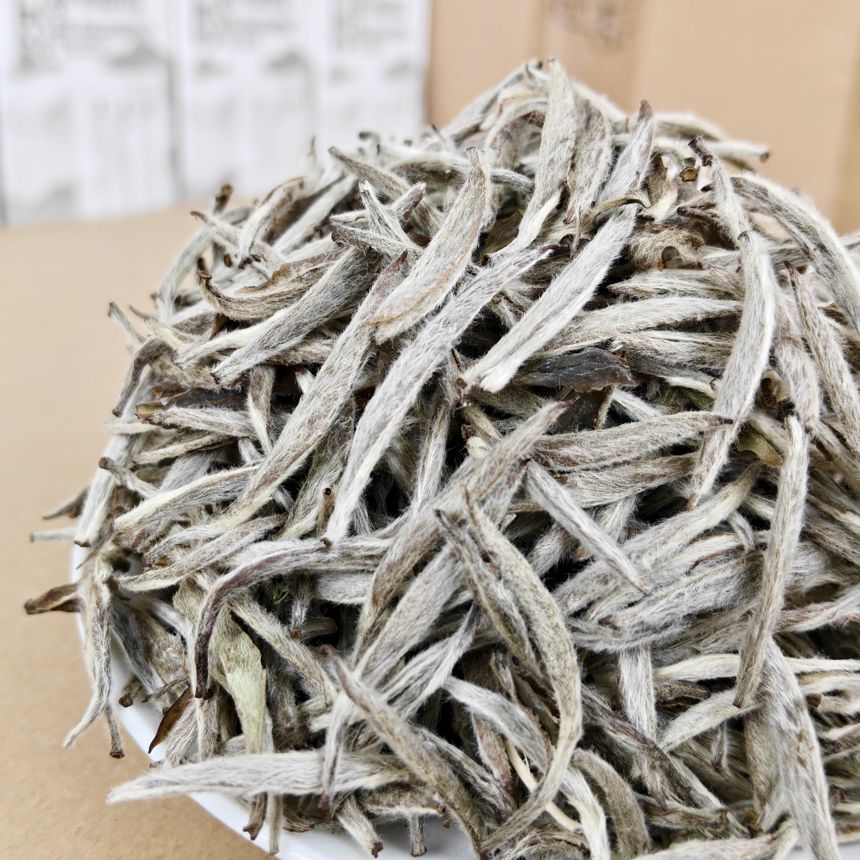 春品白毫银针礼盒 250g 双罐装
