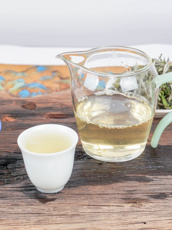 管阳荒野白牡丹 2024 年 100g 罐装