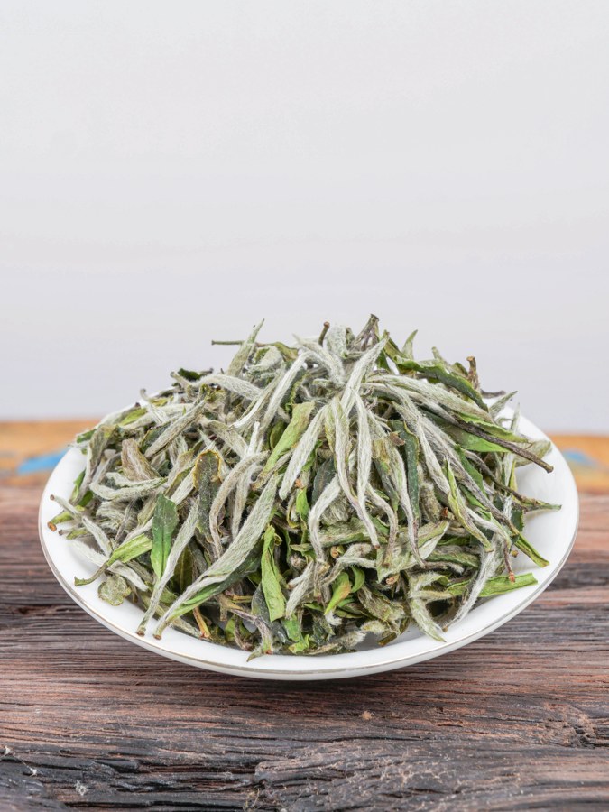 管阳荒野白牡丹 2024 年 100g 罐装